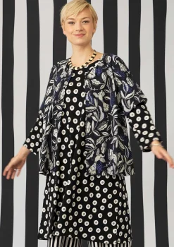 Gudrun Sjödén Blus "Uuve" i ekologisk bomull Svart Outlet