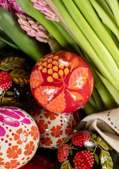 Gudrun Sjödén Julkula "Gnistra" i papier maché Lavaröd Online