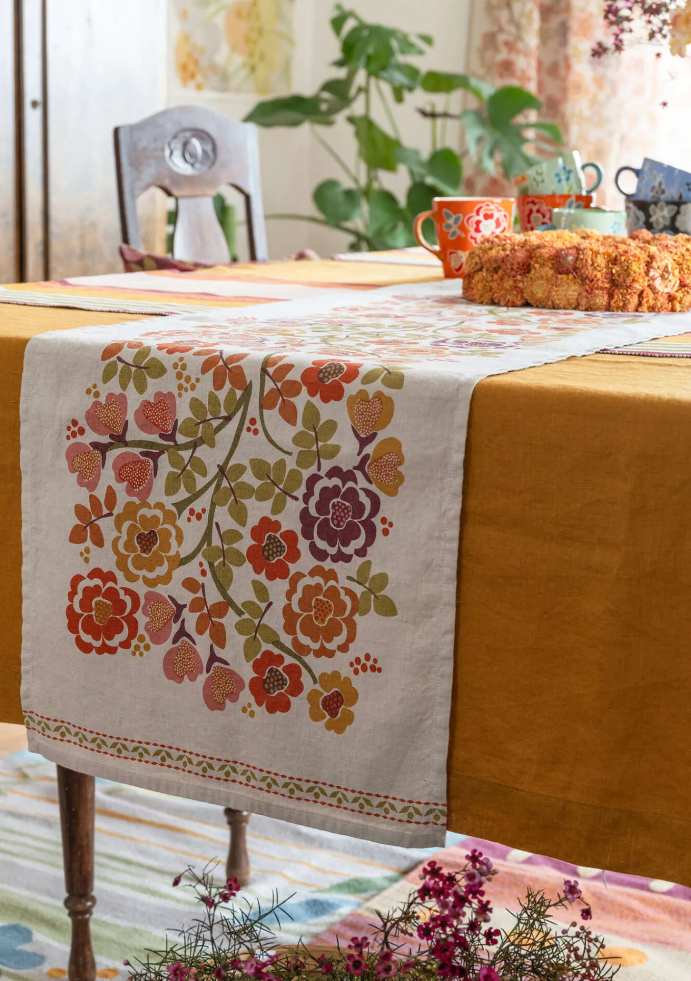 Gudrun Sjödén Löpare "Wild rose" i lin/bomull Henna Clearance