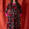 Gudrun Sjödén Velourklänning "Fyrverkeri" i ekologisk bomull/återvunnen polyester Aubergine/mönstrad Sale