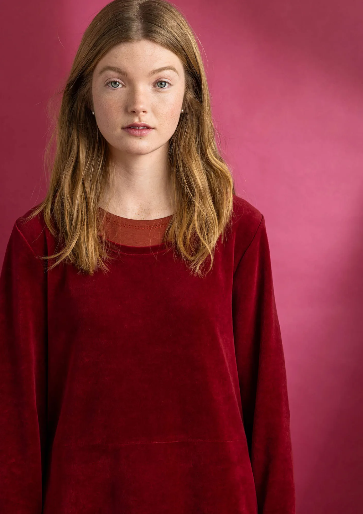 Gudrun Sjödén Velourtunika i ekologisk bomull/återvunnen polyester Granatäpple Online