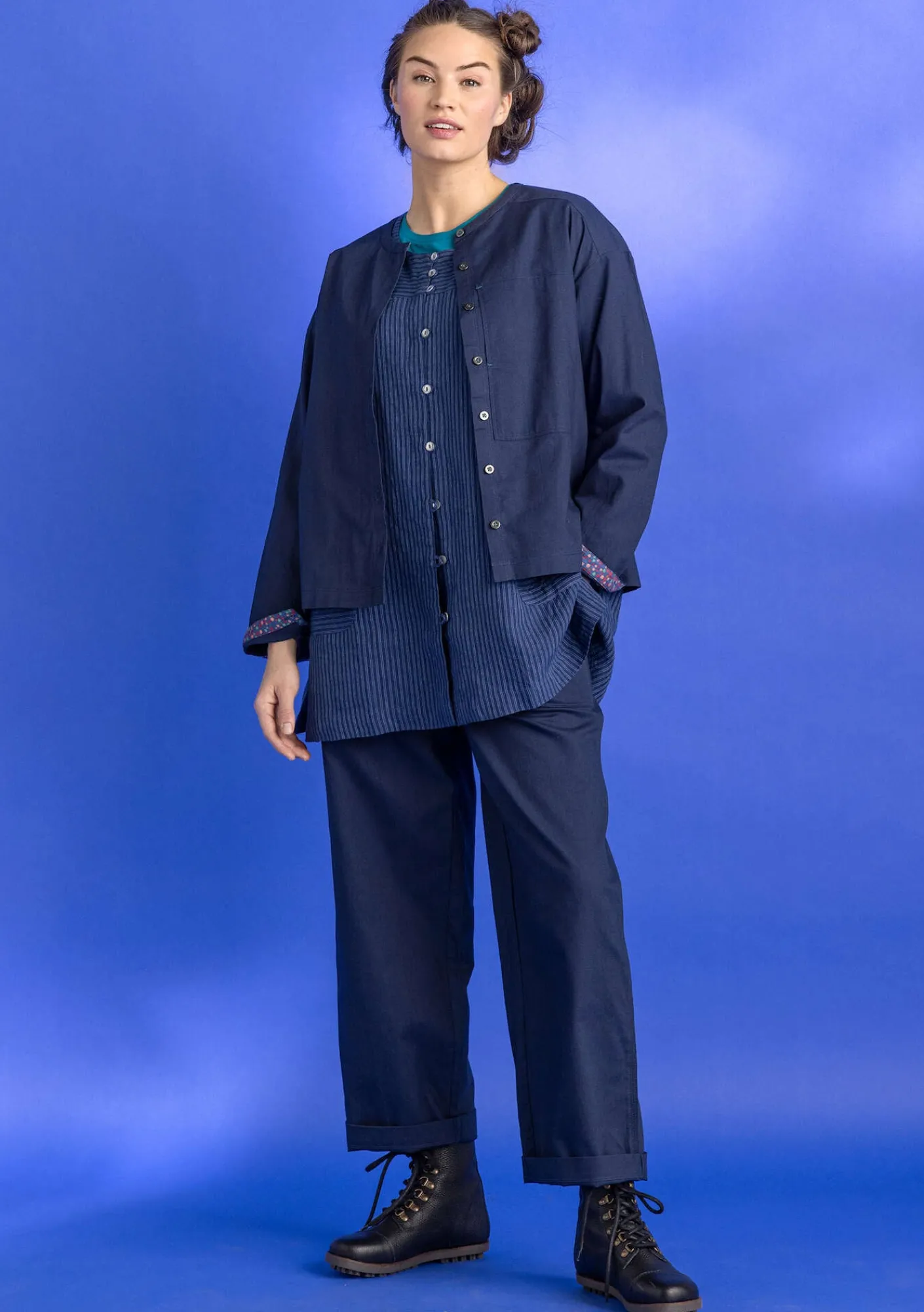 Gudrun Sjödén Vävd artistblus ”Asta” i lin Indigo/randig Outlet