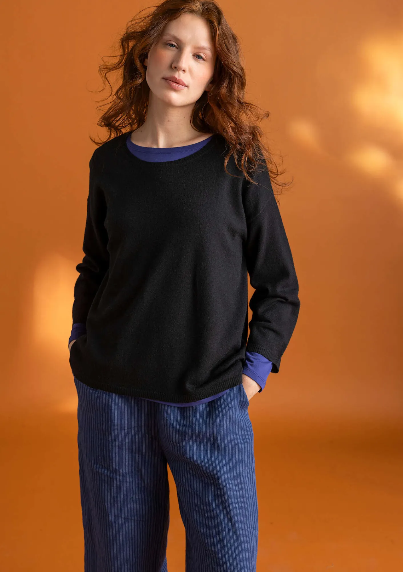 Gudrun Sjödén Vävd byxa ”Asta” i lin Indigo/randig Fashion