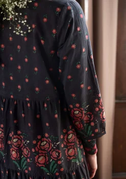 Gudrun Sjödén Vävd klänning "Asta" i ekologisk bomull Svart Hot