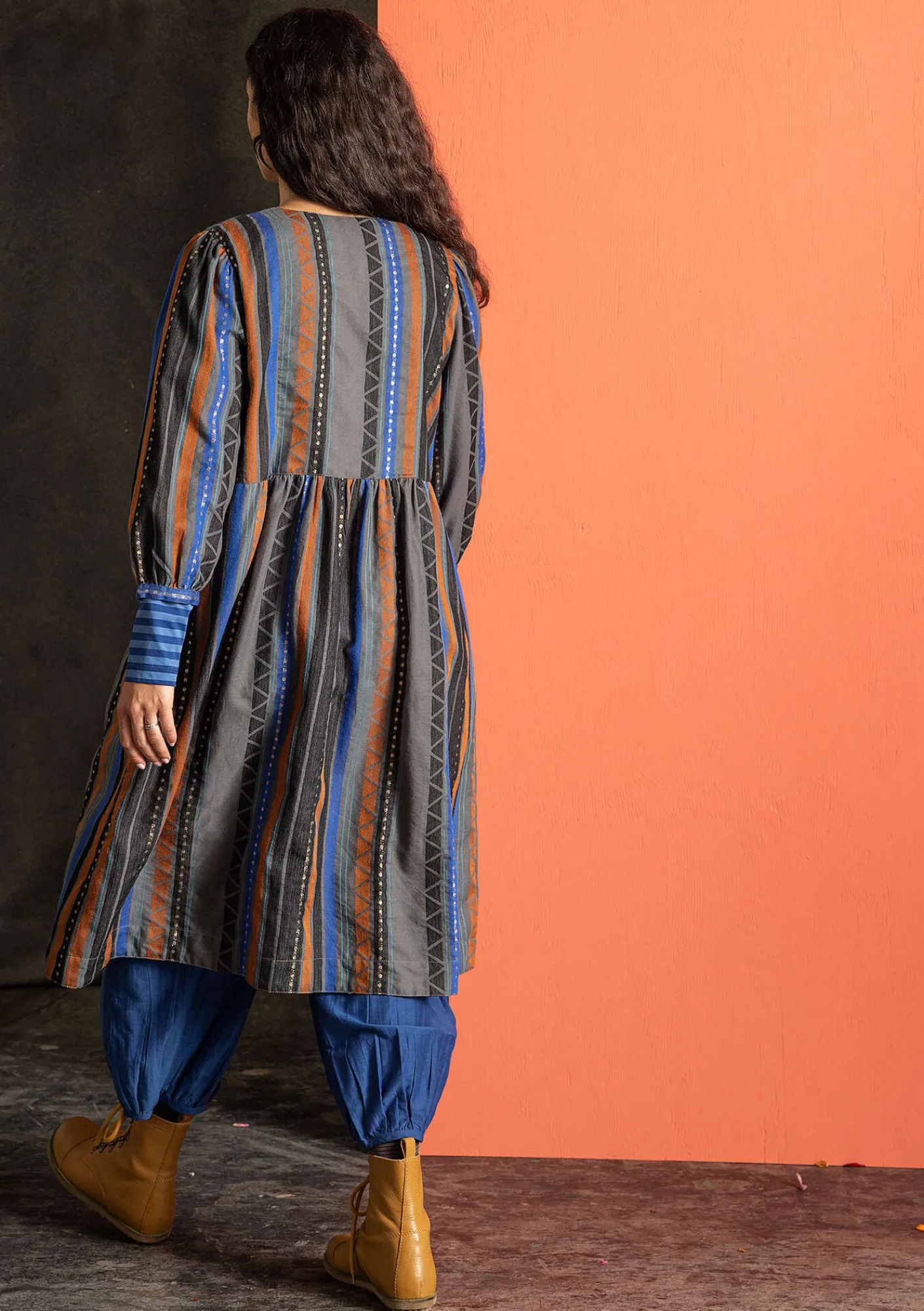 Gudrun Sjödén Vävd klänning "Jaipur" i ull/bomull Svart Fashion